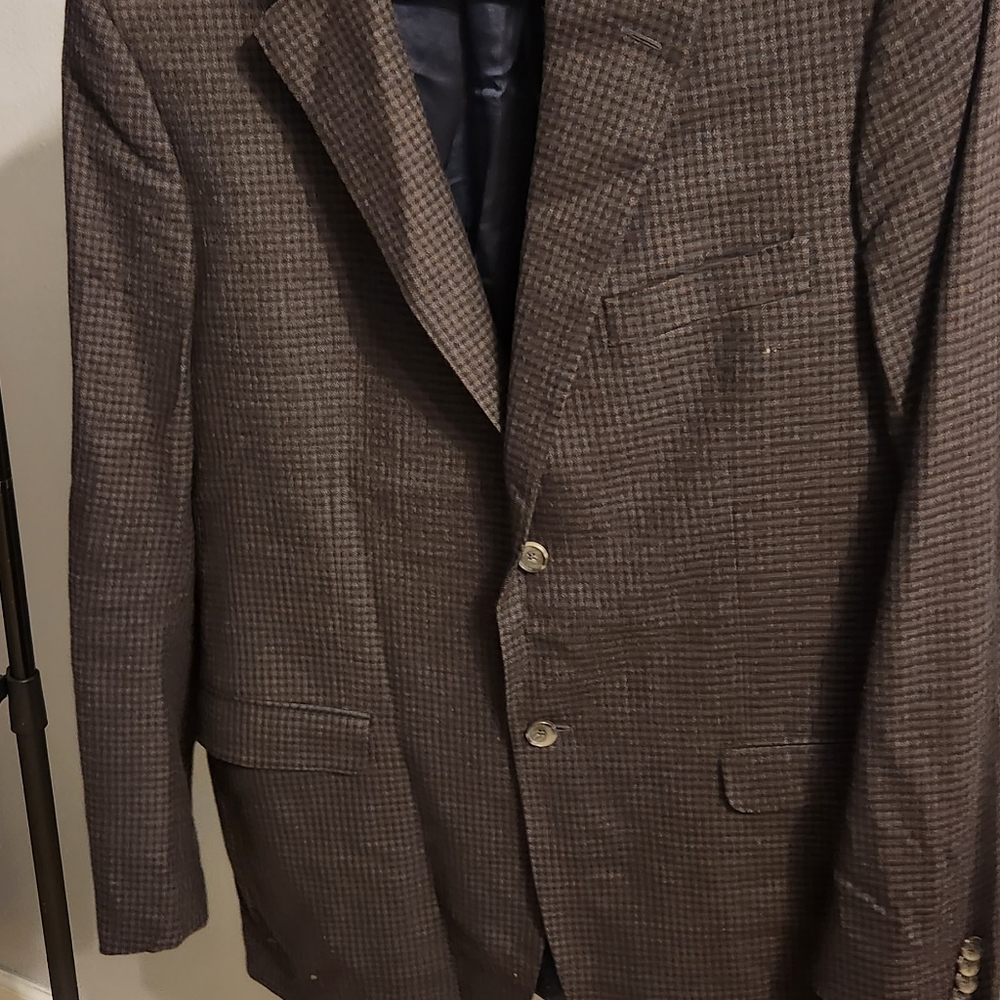 Blazer - Picture 4 of 5